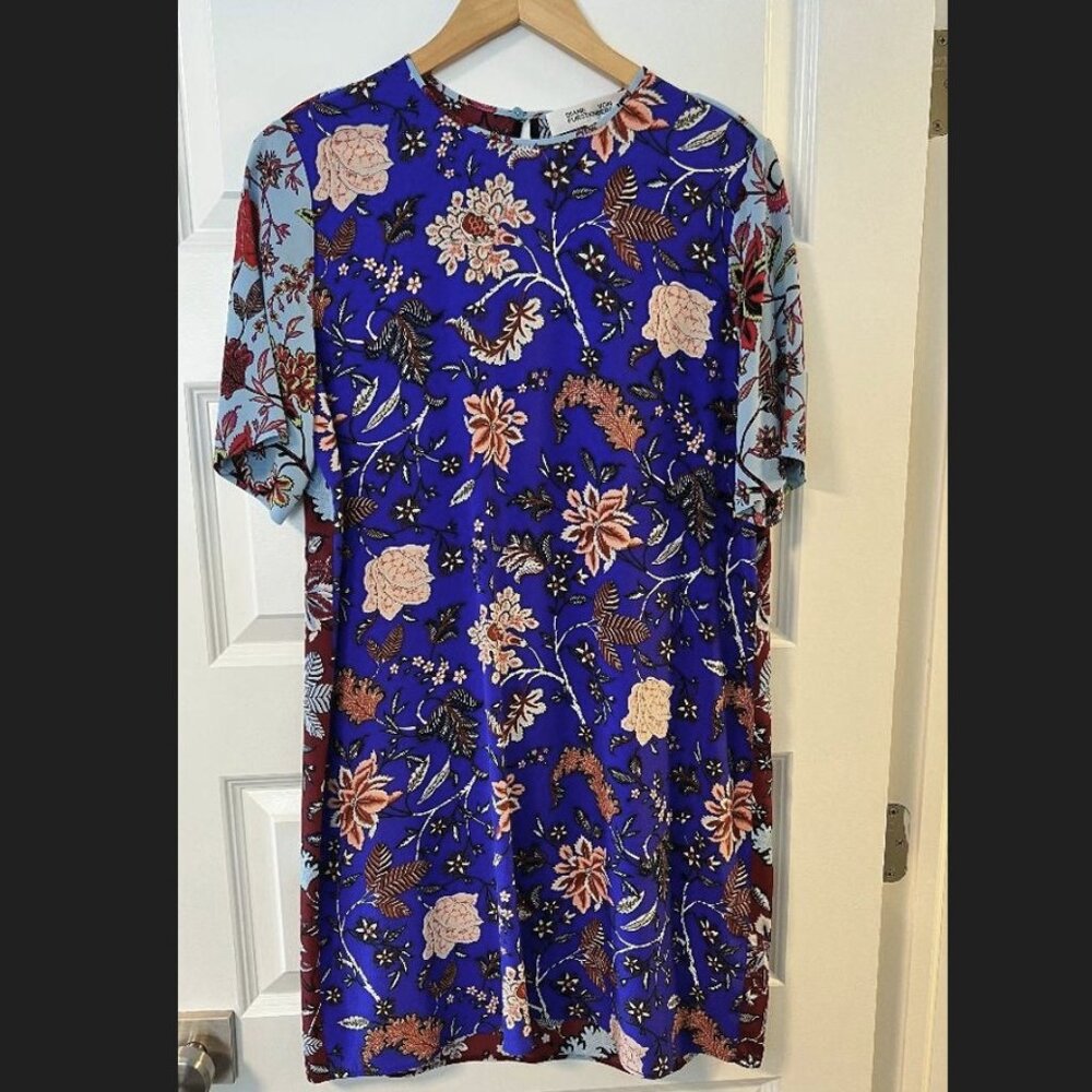Diane von Furstenberg Mixed Print 100% Silk Shift Dress